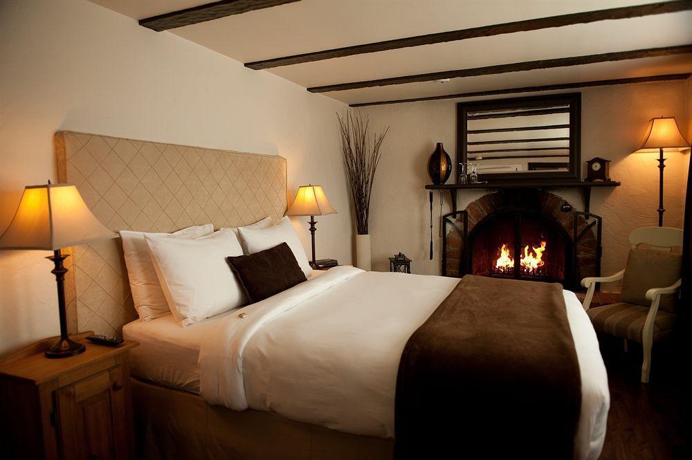 Auberge Sous L'Edredon B&B Saint-Sauveur Ngoại thất bức ảnh