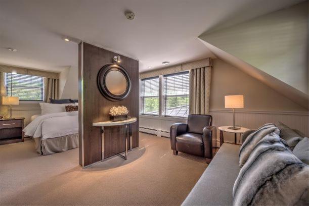 Auberge Sous L'Edredon B&B Saint-Sauveur Ngoại thất bức ảnh